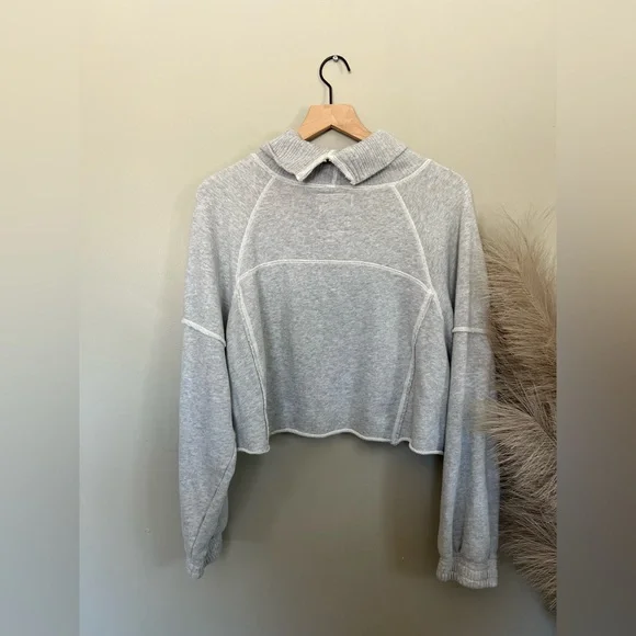 Aerie Gray Turtleneck Sweater - Picture 5 of 6